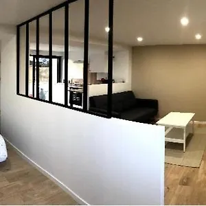 Appartement Immeuble Renove Au Centre D'auch., Auch
